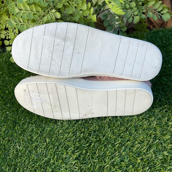Vince🍁🍂Blair Faux-shearling Slip on sneakers size 38 US 8 - Picture 9 of 11